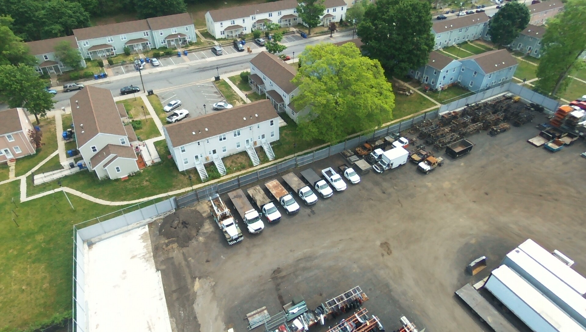 { "product_id": "090C", "uuid": "83E709C070C2F5F04737B31F82C1F3D8", "run_date": "2016-05-27T104715+0000", "filename": "Bebop_2_2016-05-27T105840+0000_83E709.jpg", "media_date": "2016-05-27T105840+0000" }